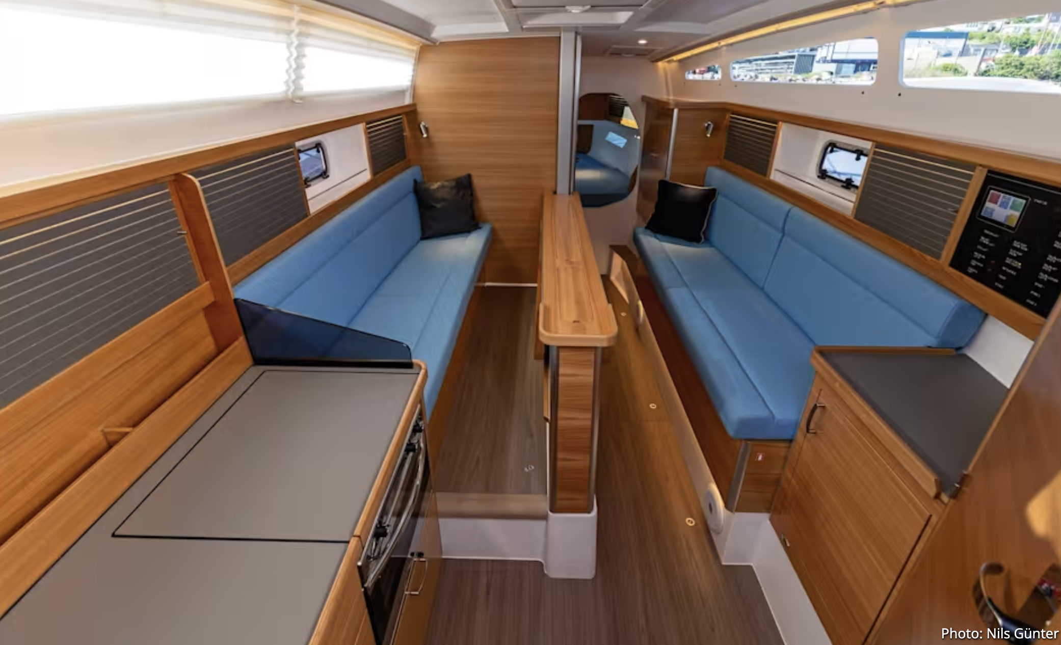 Dragonfly Interior 1