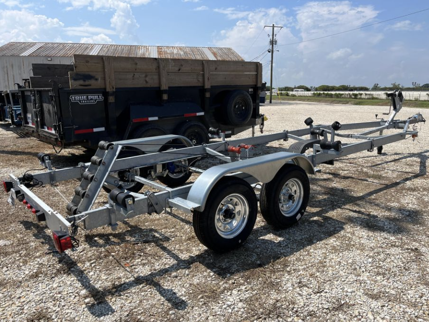 Used Dragonfly 25 Trimaran For Sale.png
