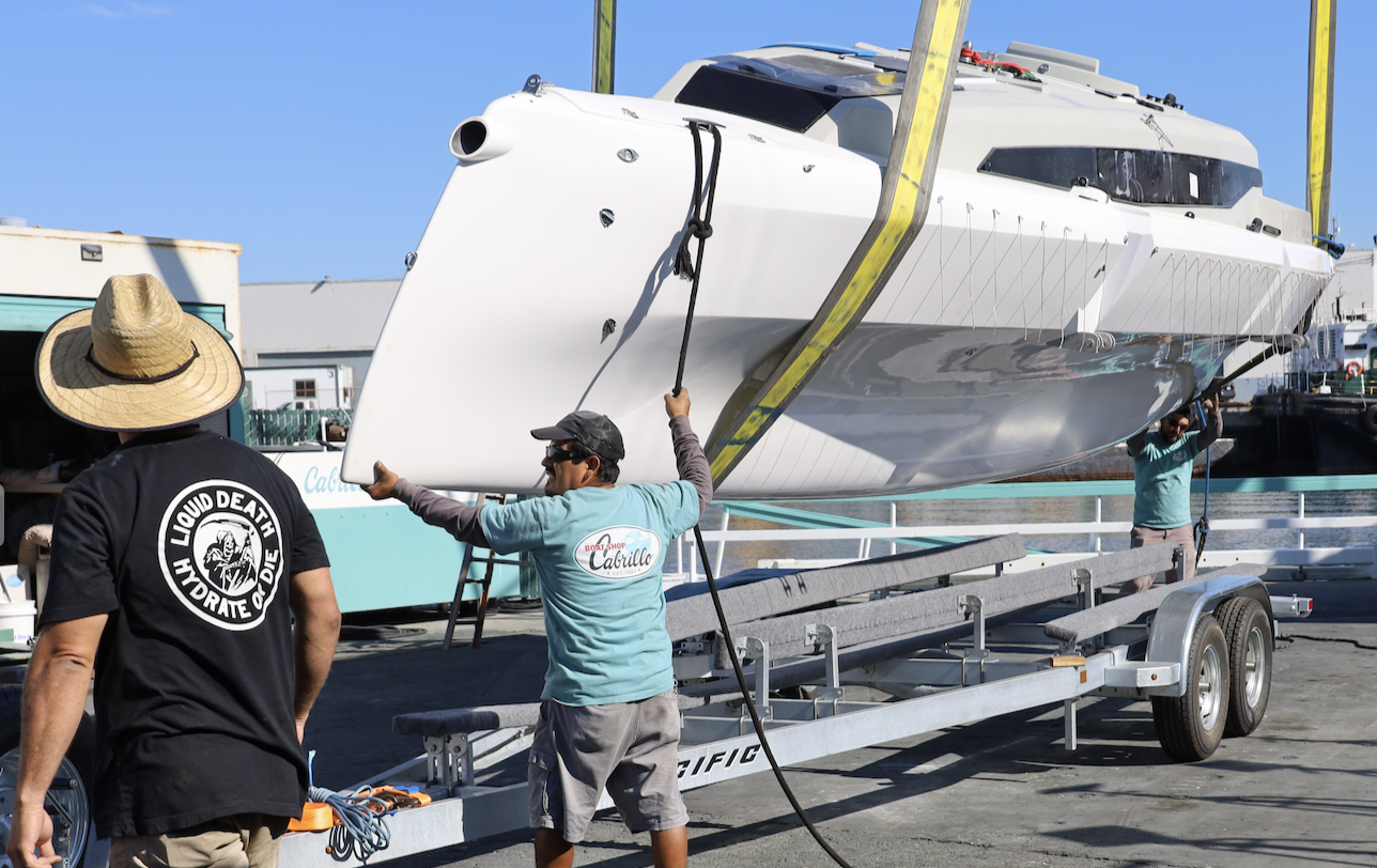 Corsair trimaran 880