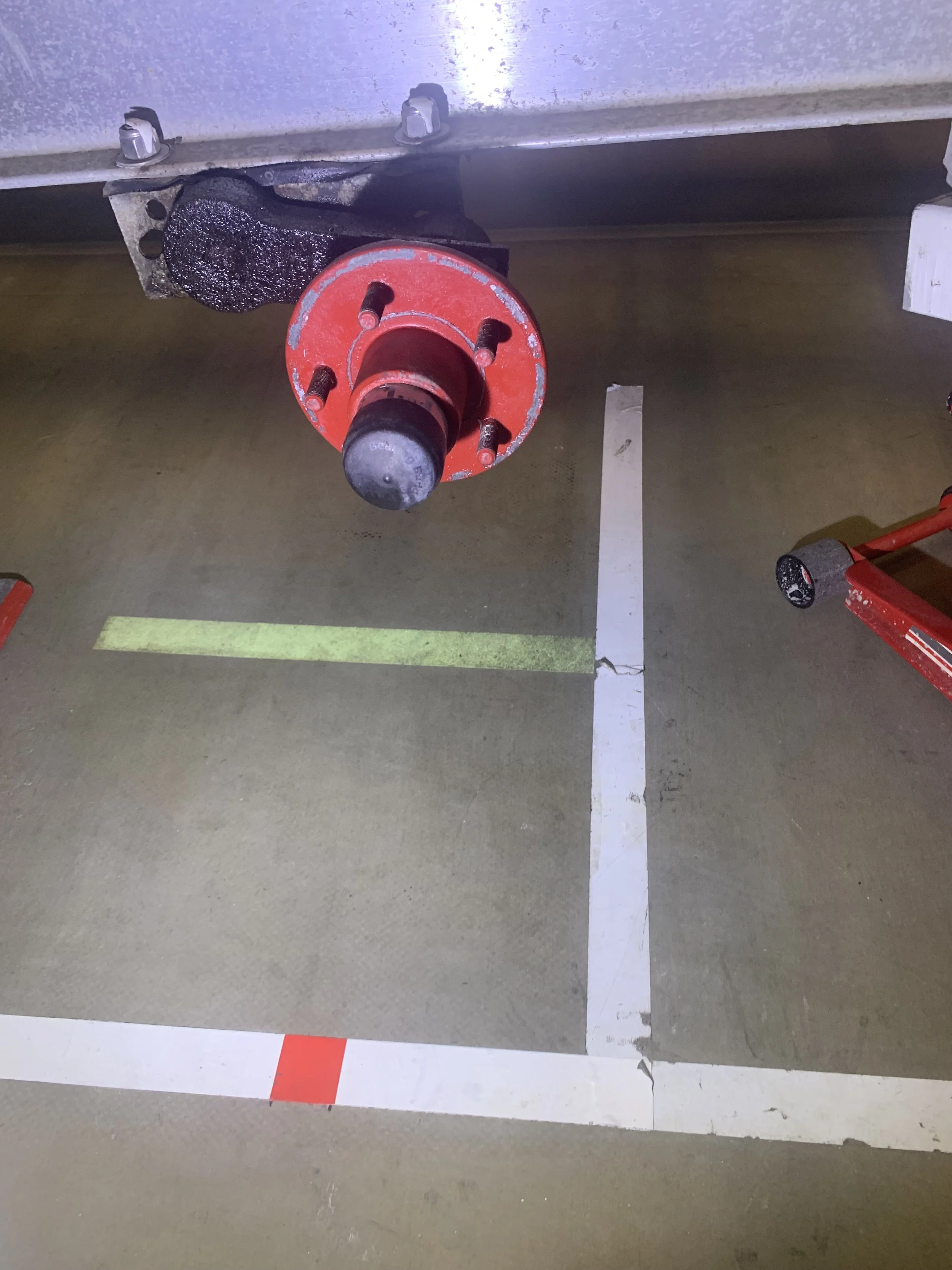 TRL NEW HUB SEALS N BEARINGS.JPEG