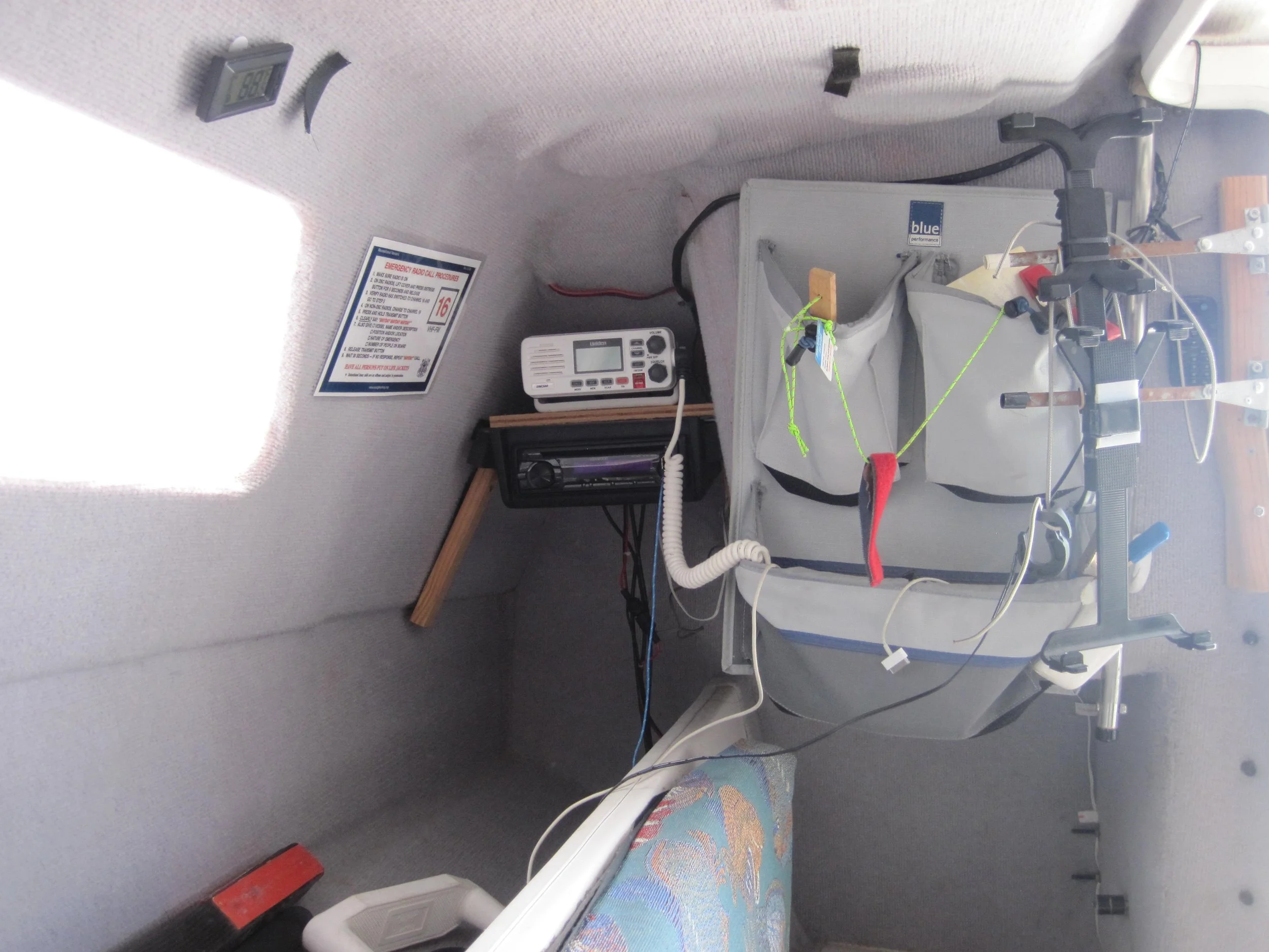 9Trident radio and organizer.jpg