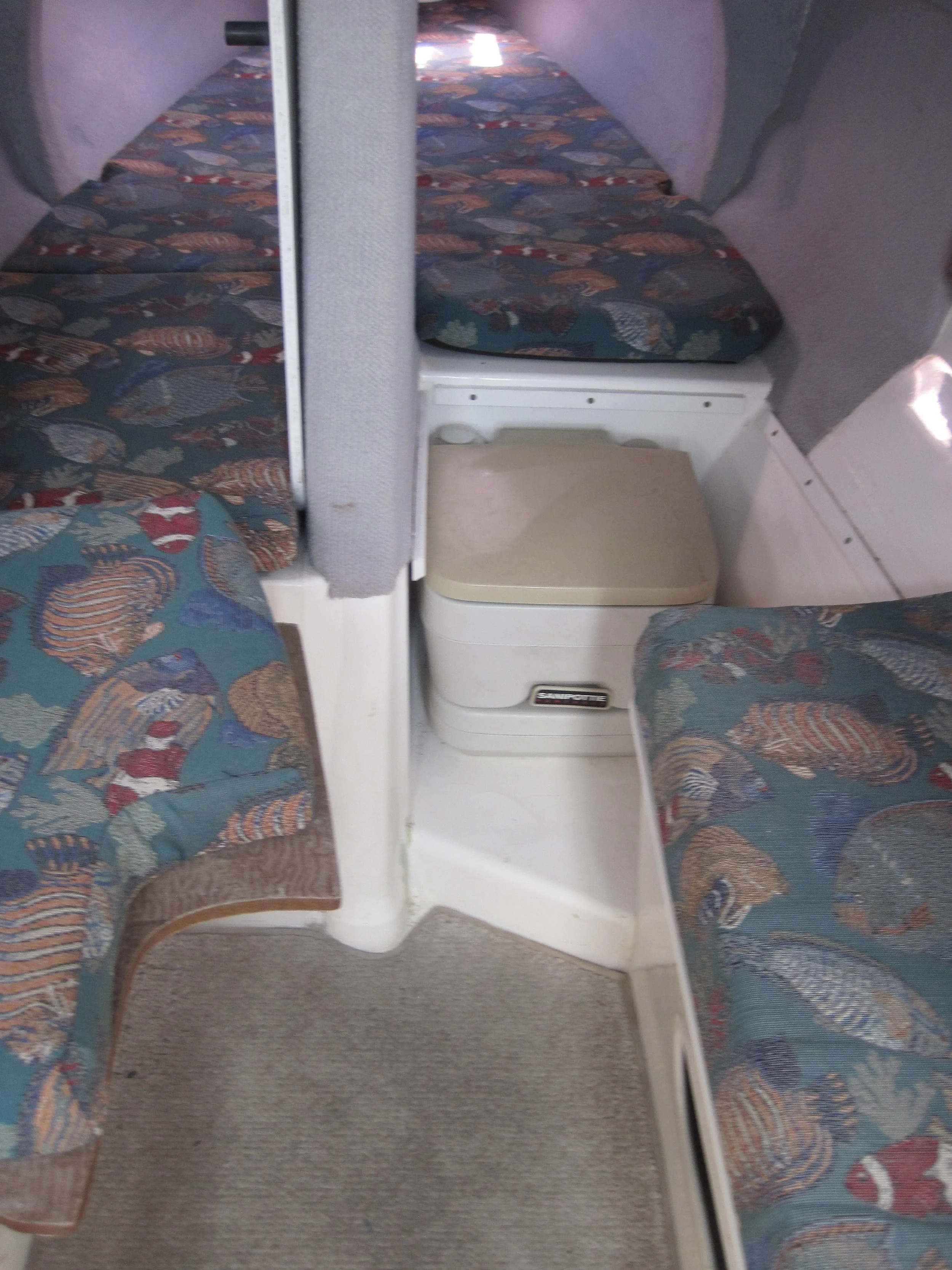 8Trident porta potty.jpg