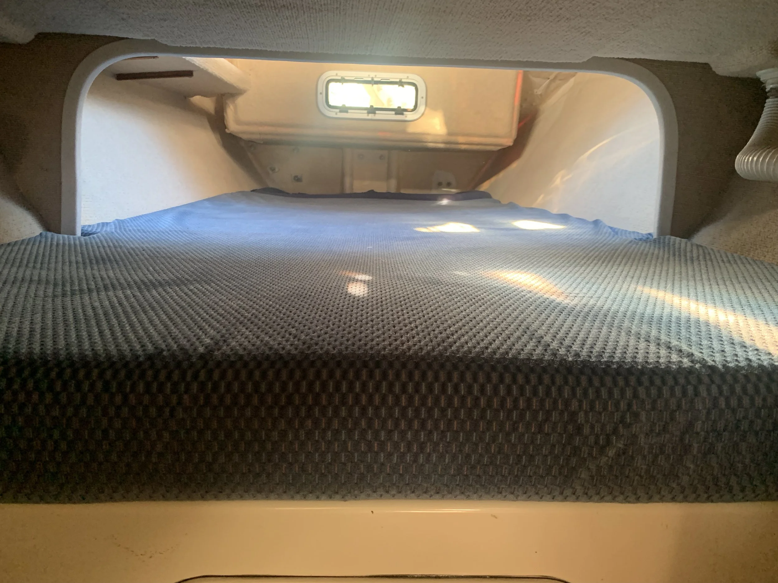 2001 Corsair 31 UC BUNK IN AFT CABIN.JPEG