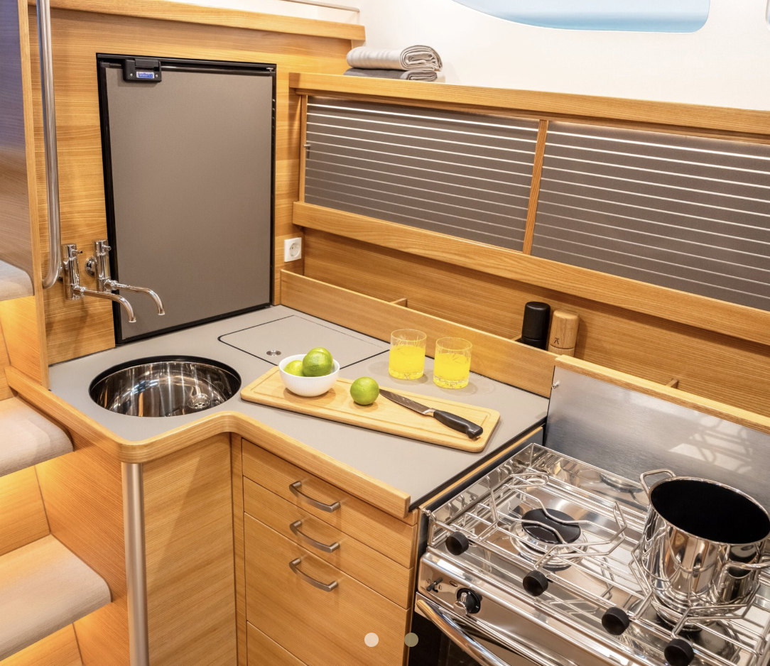 Dragonfly 36 Galley