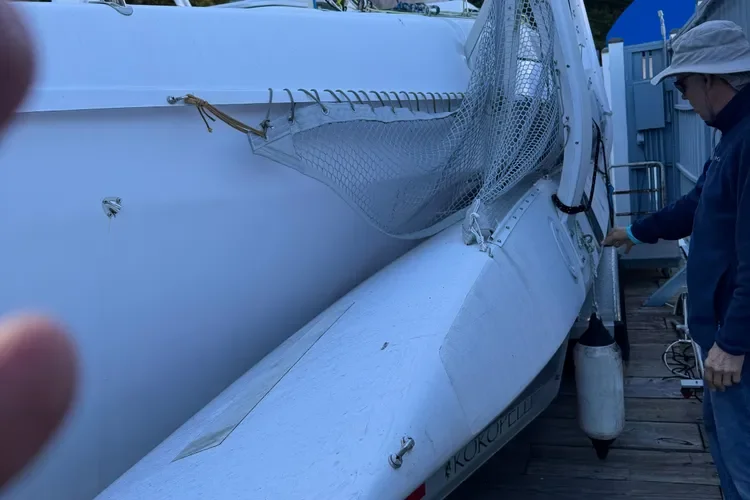 2018-2018 Corsair 760 trimaran folded