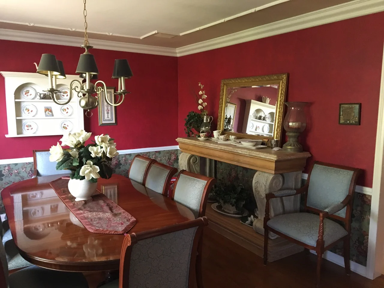 Dining room.jpeg