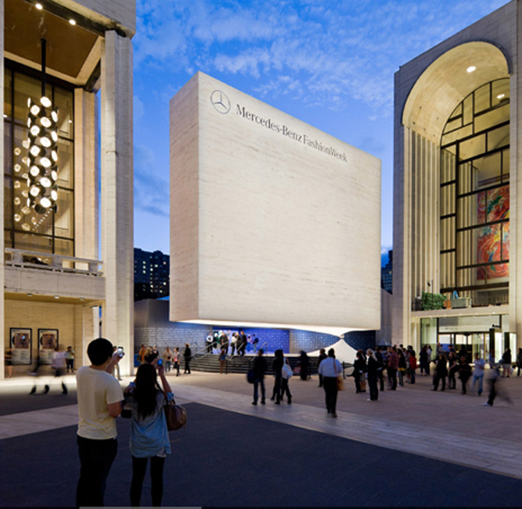  Diller Scofidio and Renfro : New York Fashion Week at Lincoln Center   Design Team and Consultant for primary entrance centerpiece. 