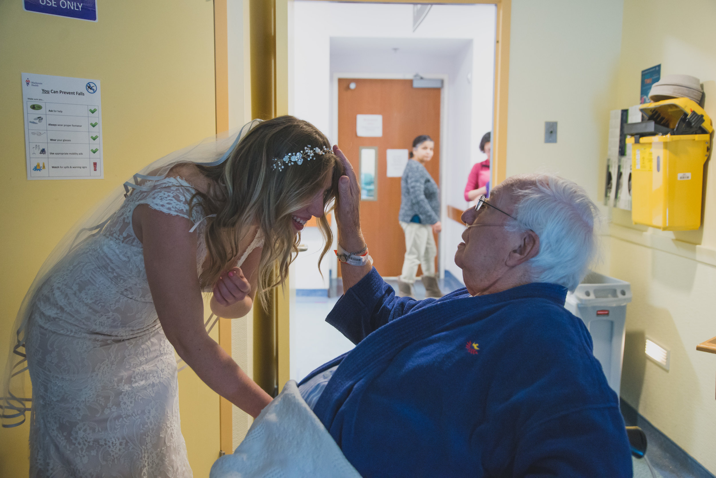 AlcockProductions-NatalieGord-Wedding_0022.jpg