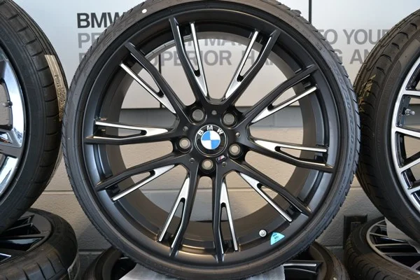 20-dual-spoke-624m-wheels-01.jpg