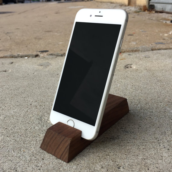 phone1.jpg