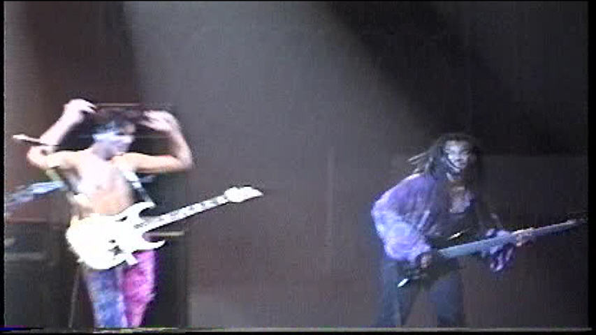Steve_Vai_Band_USSR_95_ 161.jpg