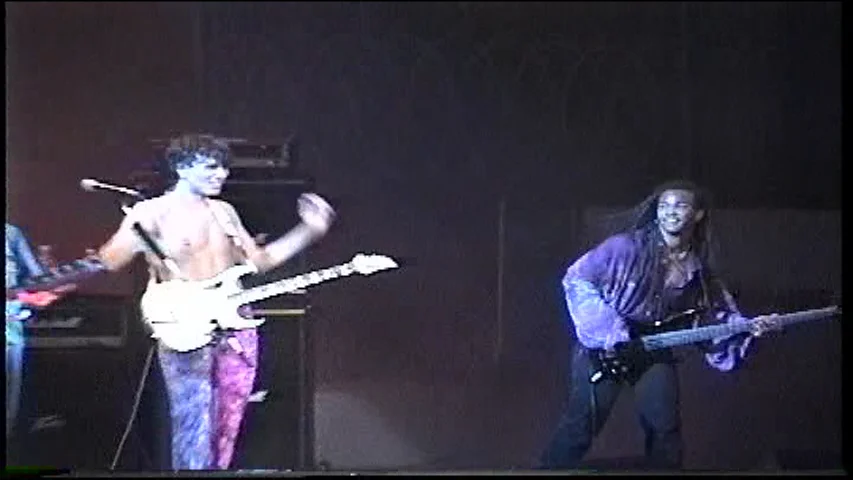 Steve_Vai_Band_USSR_95_ 162.jpg