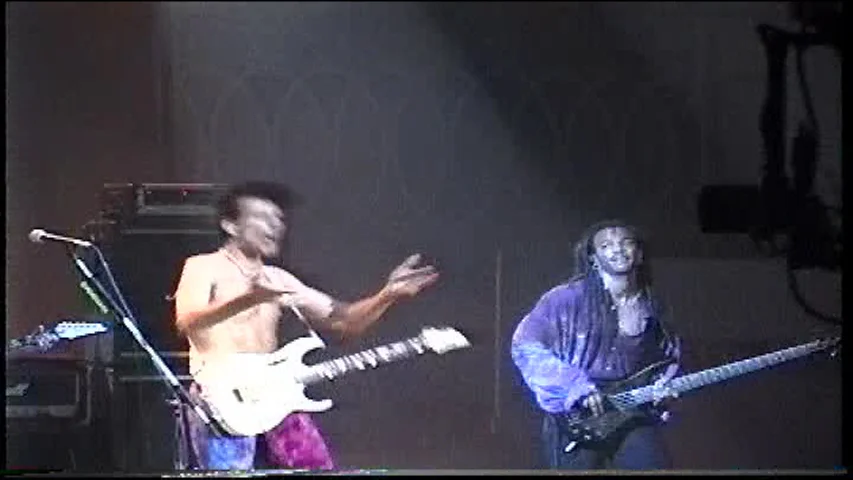Steve_Vai_Band_USSR_95_ 173.jpg
