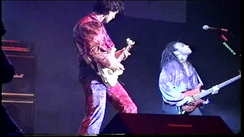 Steve_Vai_Band_USSR_95_104C.jpg