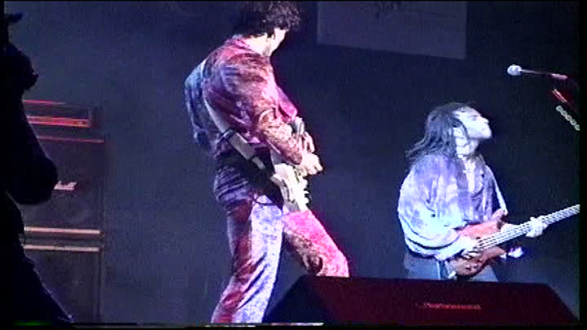 Steve_Vai_Band_USSR_95_106C.jpg
