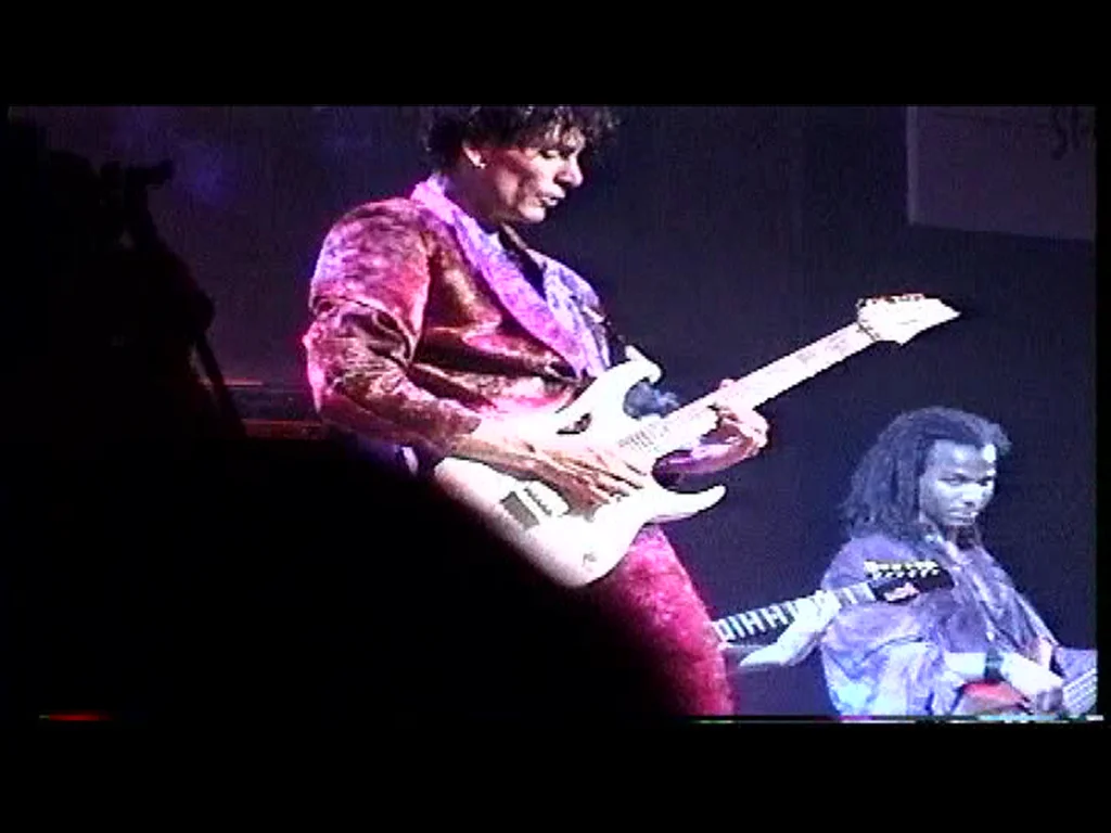 Steve_Vai_Band_USSR_95_116C.jpg