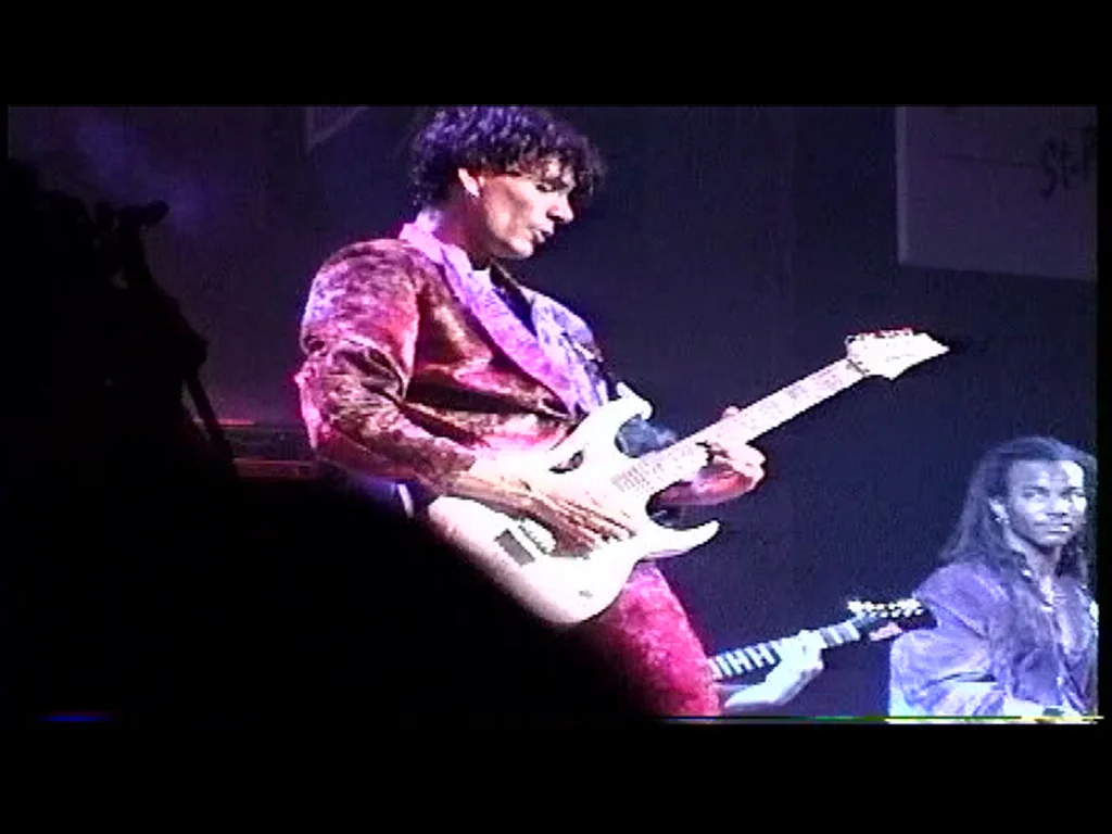 Steve_Vai_Band_USSR_95_117C.jpg
