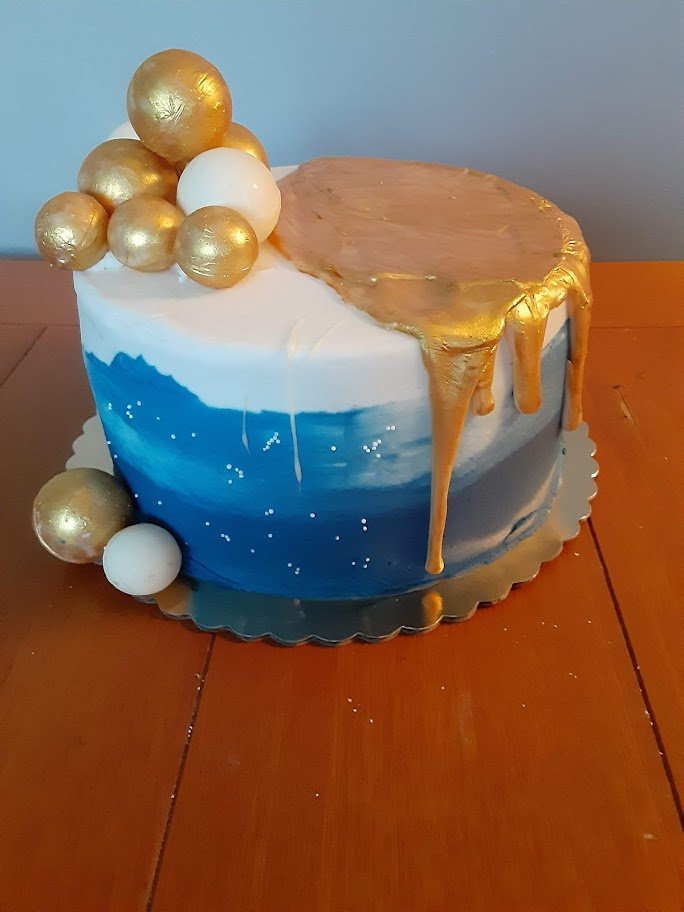 Gold spears cake.jpg