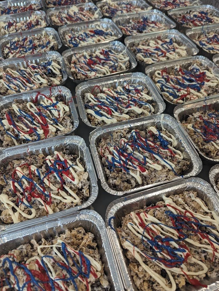 Mini Rice Krispie Treats.jpg