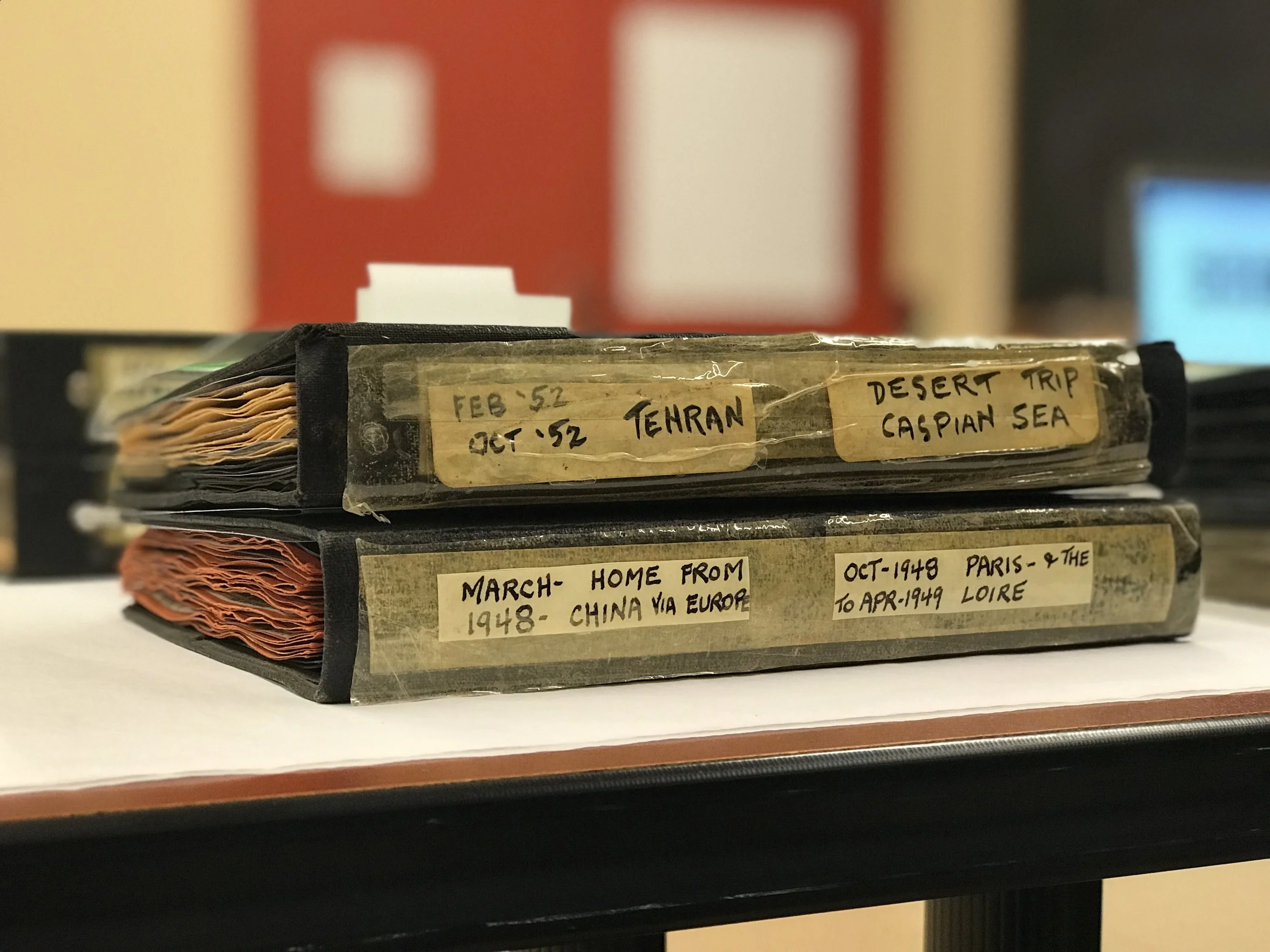 Corry albums set up for students at the ROM (Photo: Idit Kohan-Harpaz, 2017)