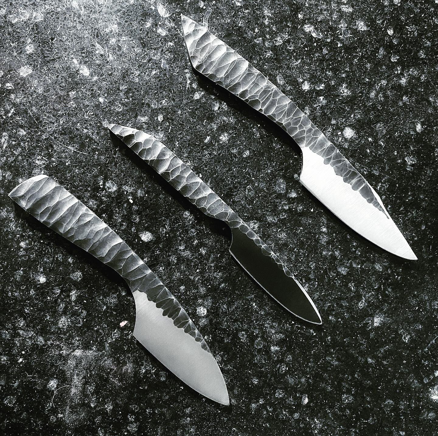 Sharpened, ready for your boots. Remember I still have shirts available! Hit up the link 🔊 #bootknives #firstcomefirstserve