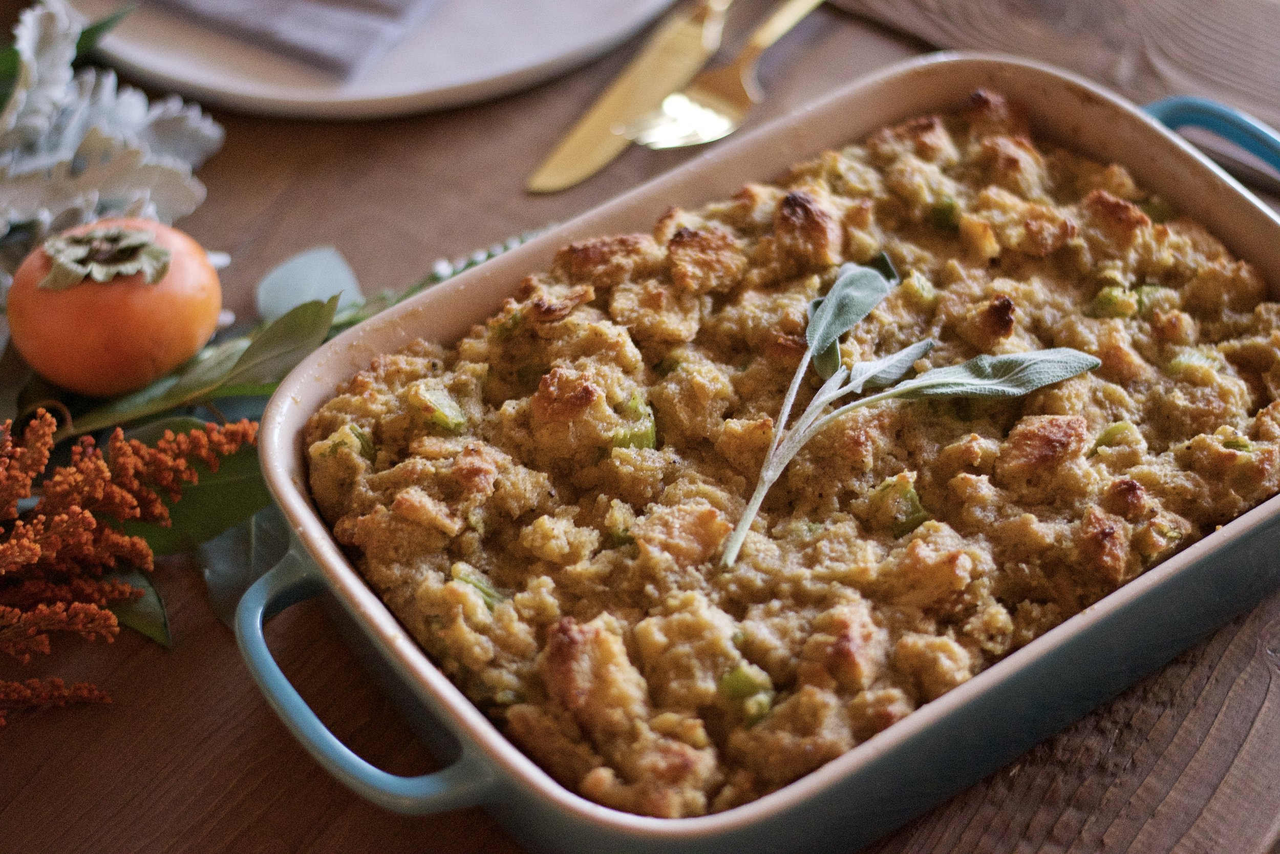 Nanny's Cornbread Stuffing // Thanksgiving Table with Met Market | All Purpose Flour Child 