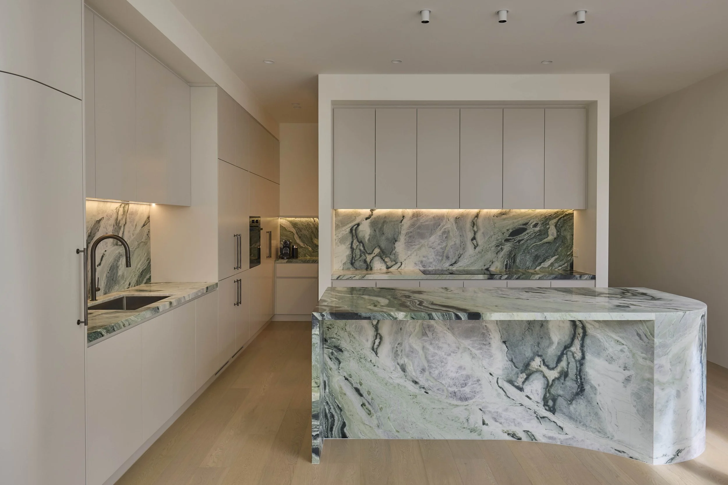 1_Kitchen_1.jpg