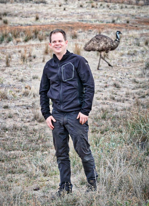 The emus at Wilpena Pound are quite happy to say hello. This is Roger Hugelshofer making a new friend.