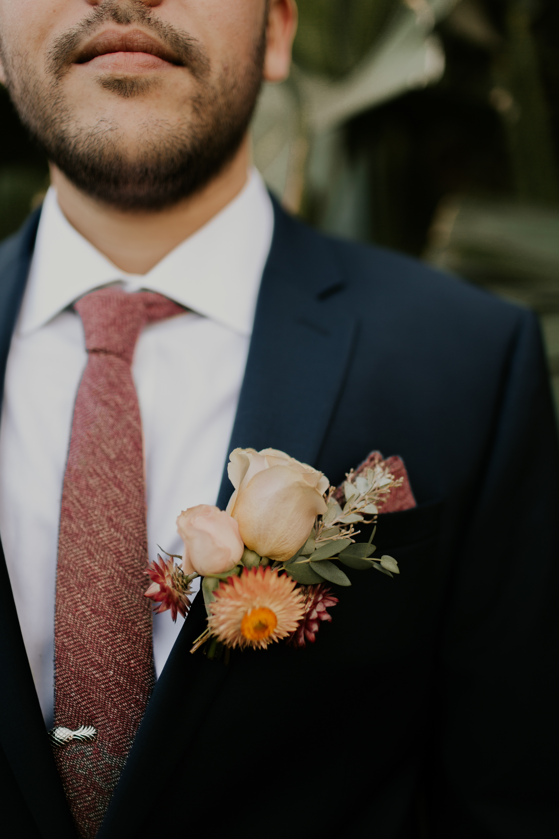 Dusty_Pink_Wedding_Florals_Sibyl_Sophia_Boutonniere.jpg