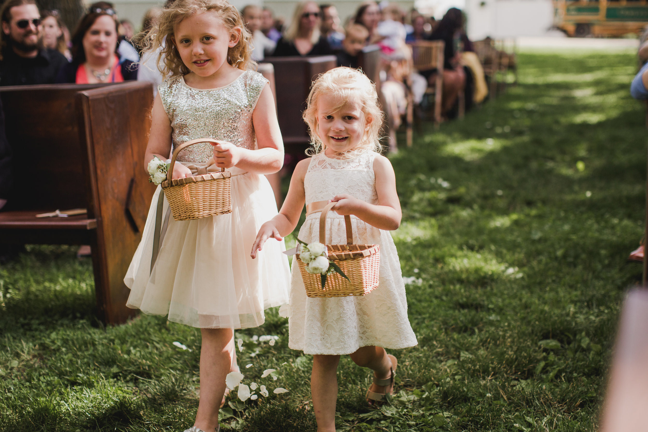 Sibyl_Sophia_Wedding_Florist_Mason_City_Diamond_Oaks_Flowergirl.jpg.jpg