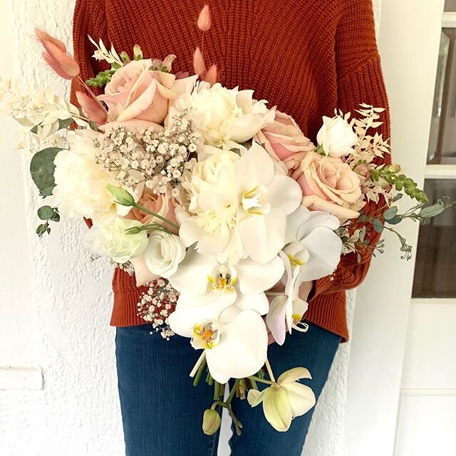 A beautiful bouquet for a wonderful bride! Her wedding is postponed but her Mother ordered her bouquet for a privet ceremony. I can&rsquo;t wait for round two!!!