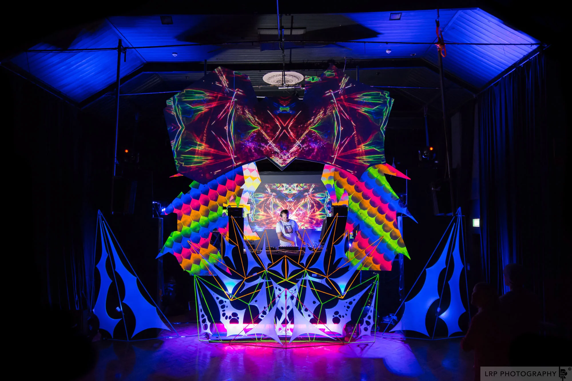Dimension @ Galatos_6080.jpg