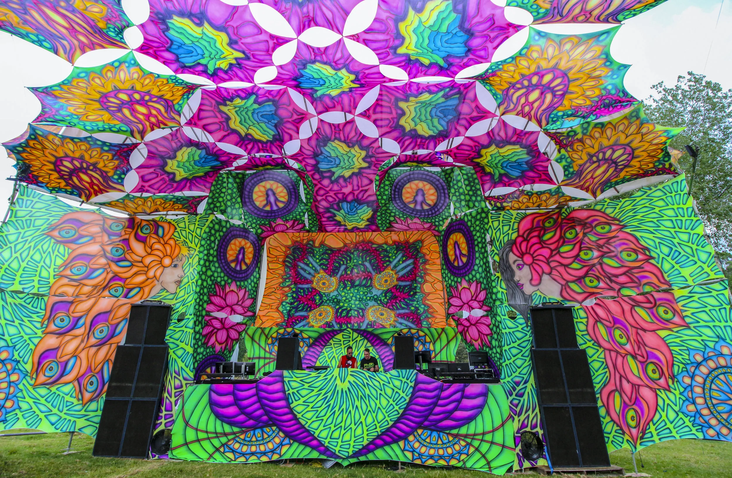 Dimension 2019 Onto It Photographers Set 2 -156Dimension 2019 Onto It Photographers Set 2 -156_Edited_1 Digit Serial Number.jpg