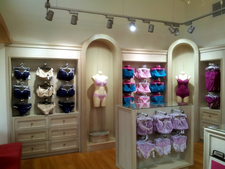 The Fitting Room / / Display wall