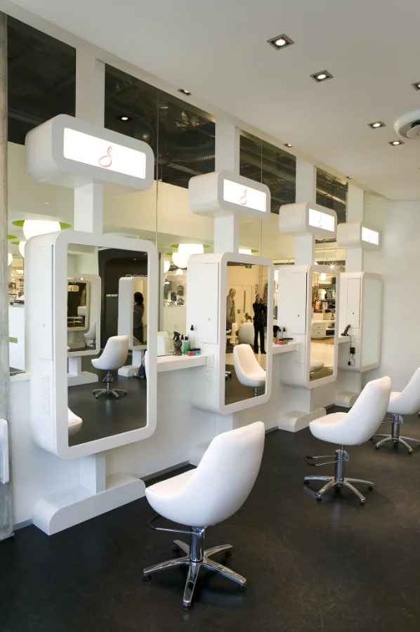   Ginger Meggs / /&nbsp; Cutting stations 