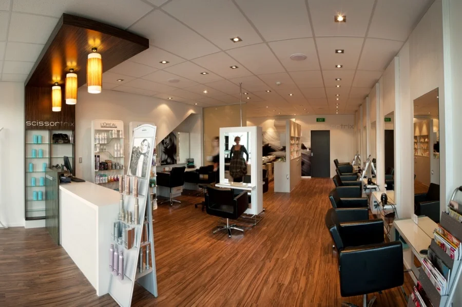 Scissortrix / / Salon