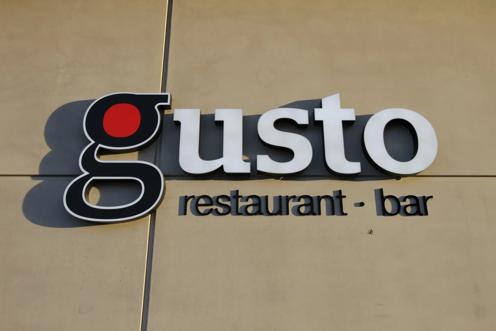 GUSTO RESTAURANT-BAR