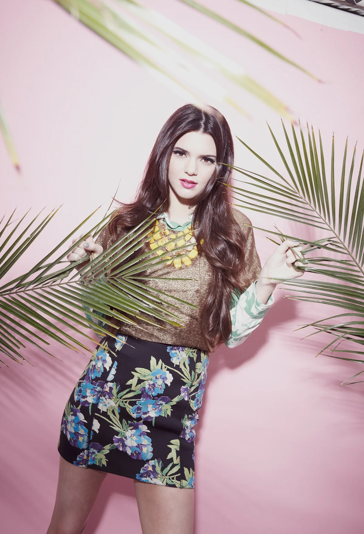  Kendall Jenner, Vol 12 