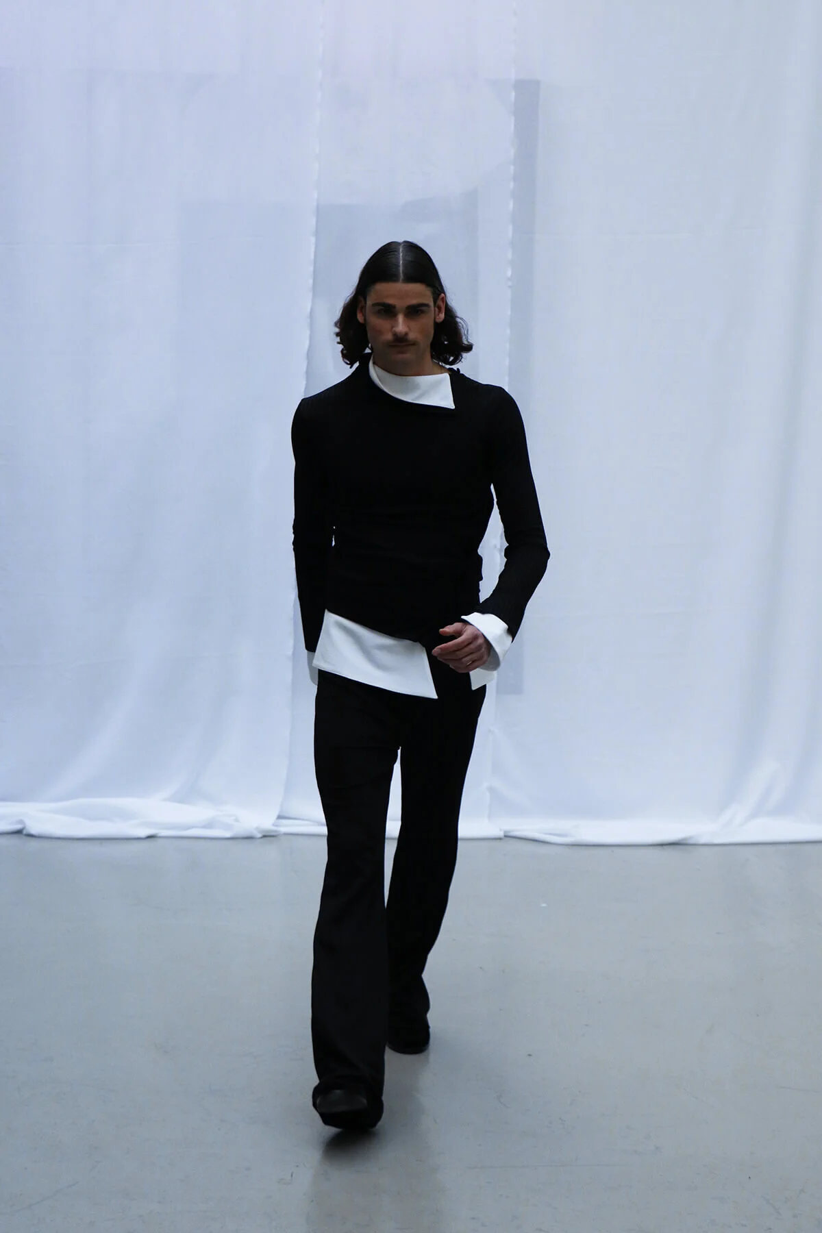 ARTURO_OBEGERO_LOOK6.jpg