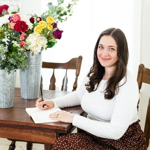 Stevie Stork: The Art of Faux Flowers