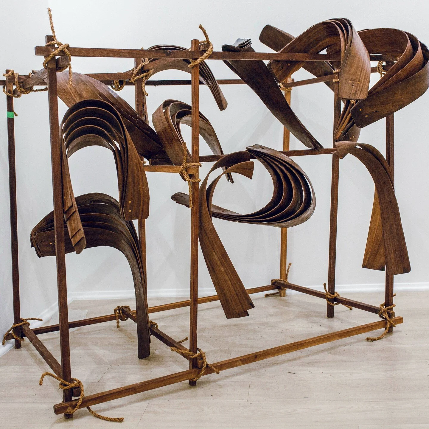 🌦 The art of Raine 🎨 

This week's #featuredarticle explores the unique art of spatial and 3D design artist Zhiheng &quot;Leo&quot; Gong.

https://rainemagazine.com/culture/wood-whisperer-artist-zhiheng-leo-gong
.
.
#magazine #digitalmagazine #onli