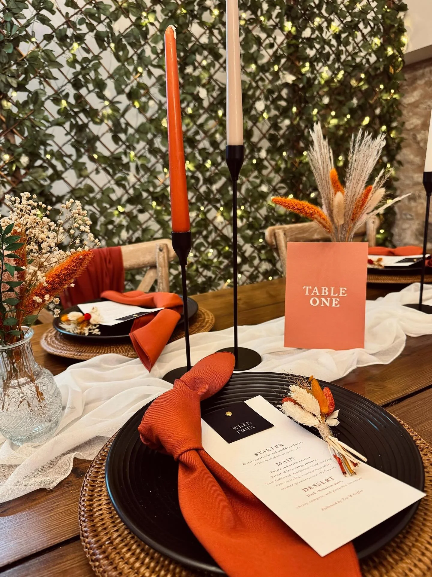 Another fantastic open day @theschivassteading yesterday. 

Beautiful styling @cymbeline_events 
Photo @weddingcontentcreator_ds 
#weddingstationery #weddinginvitations #invitations #prettypaper #lovepaperco #pursuepretty #modernweddingstationery #sc