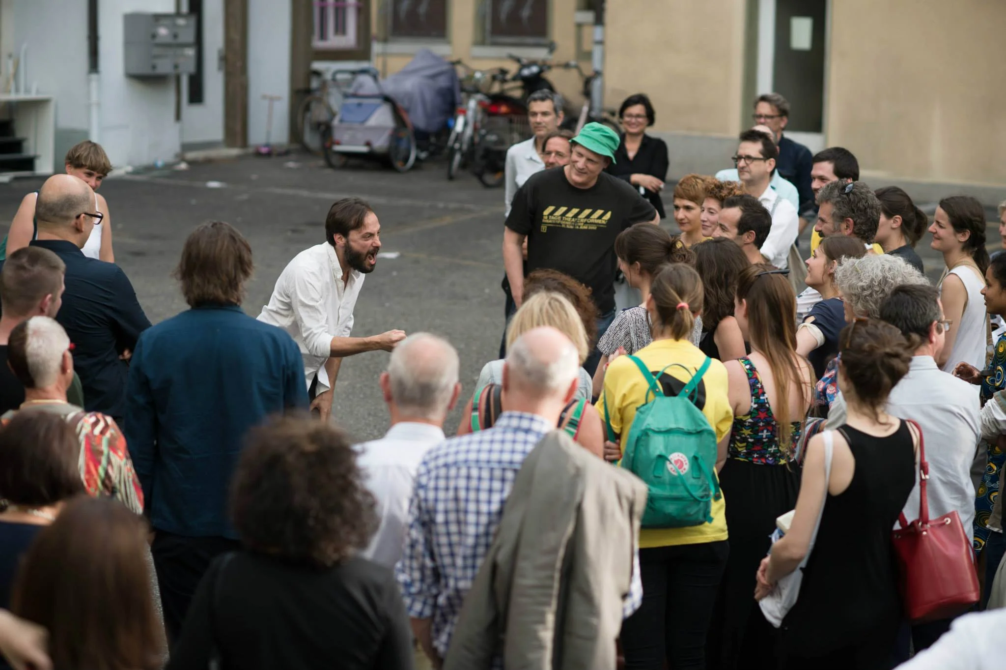 alex-cecchetti-summer-is-not-the-prize-of-winter-bienne-lemouvementperformingthecity.jpg
