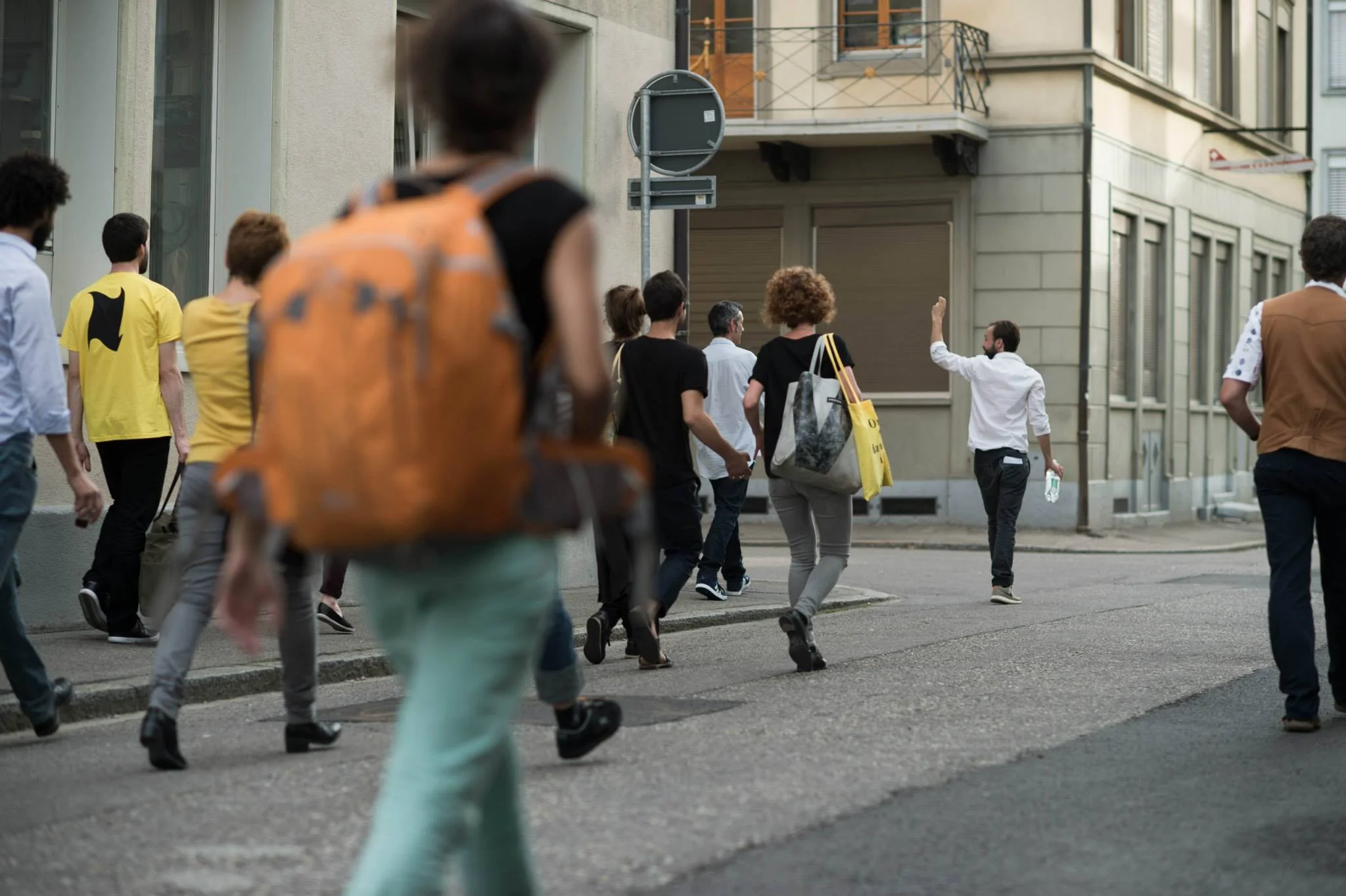 alex-cecchetti-summer-is-not-the-prize-of-winter-bienne-le-mouvement-performing-the-city.jpg