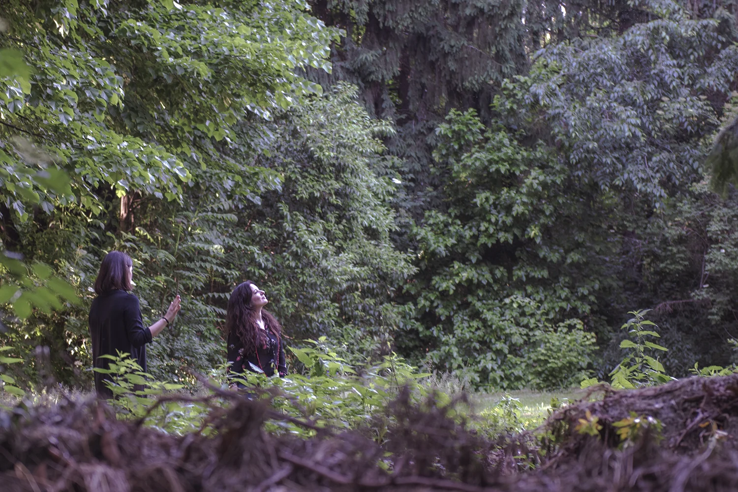 WALKING BACKWARDS - Fog Triennale Milano Performing Arts - photo ©Kateryna Gorina
