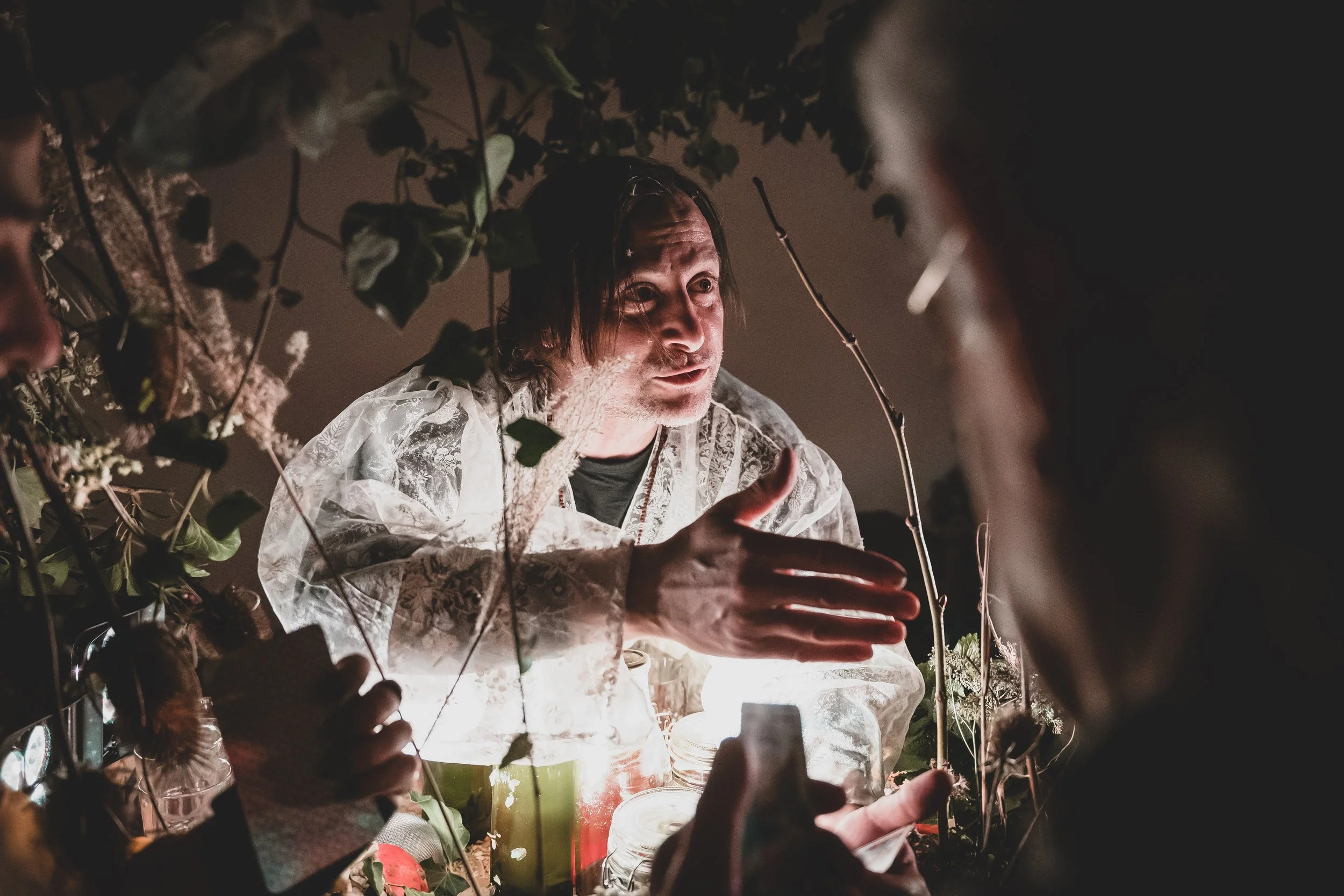 FARaway24-soireeouverture(c)-museux-frac_VincentVDH_36.jpg