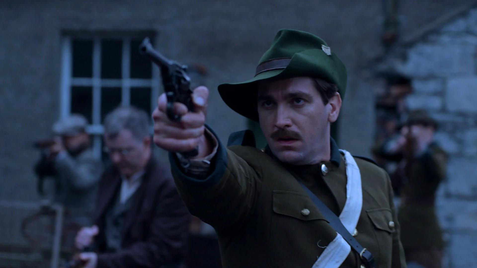 Aille an Uafáis. Cmdt. Ned Daly (Owen McDonnell) prepares to shoot British Lancer.jpg