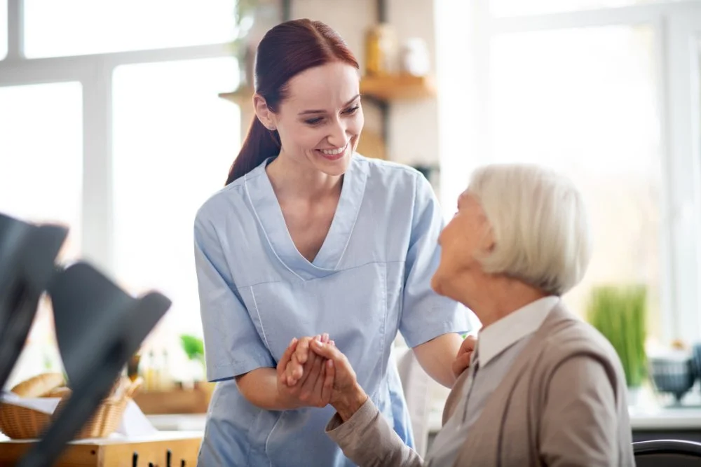 When to Hire a Home Care Service for an Older Adult