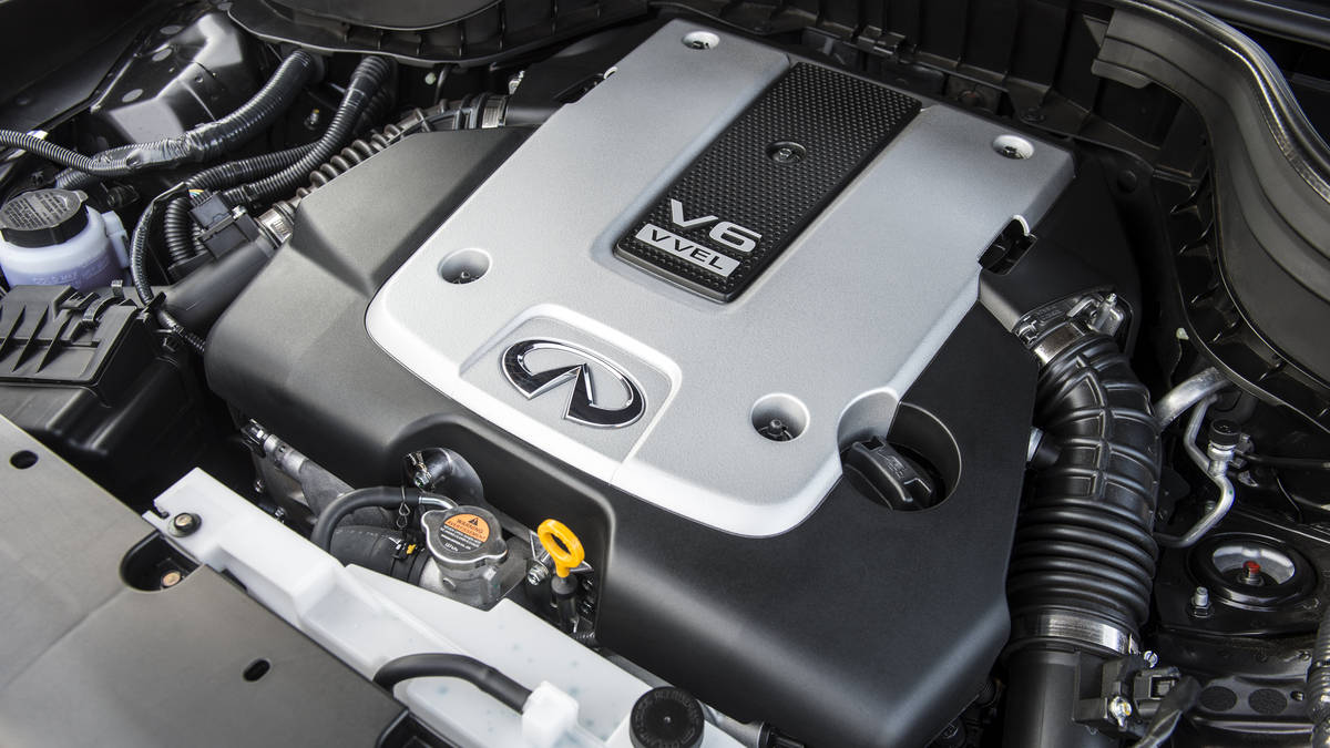The Infiniti QX50's powerful new V6 engine