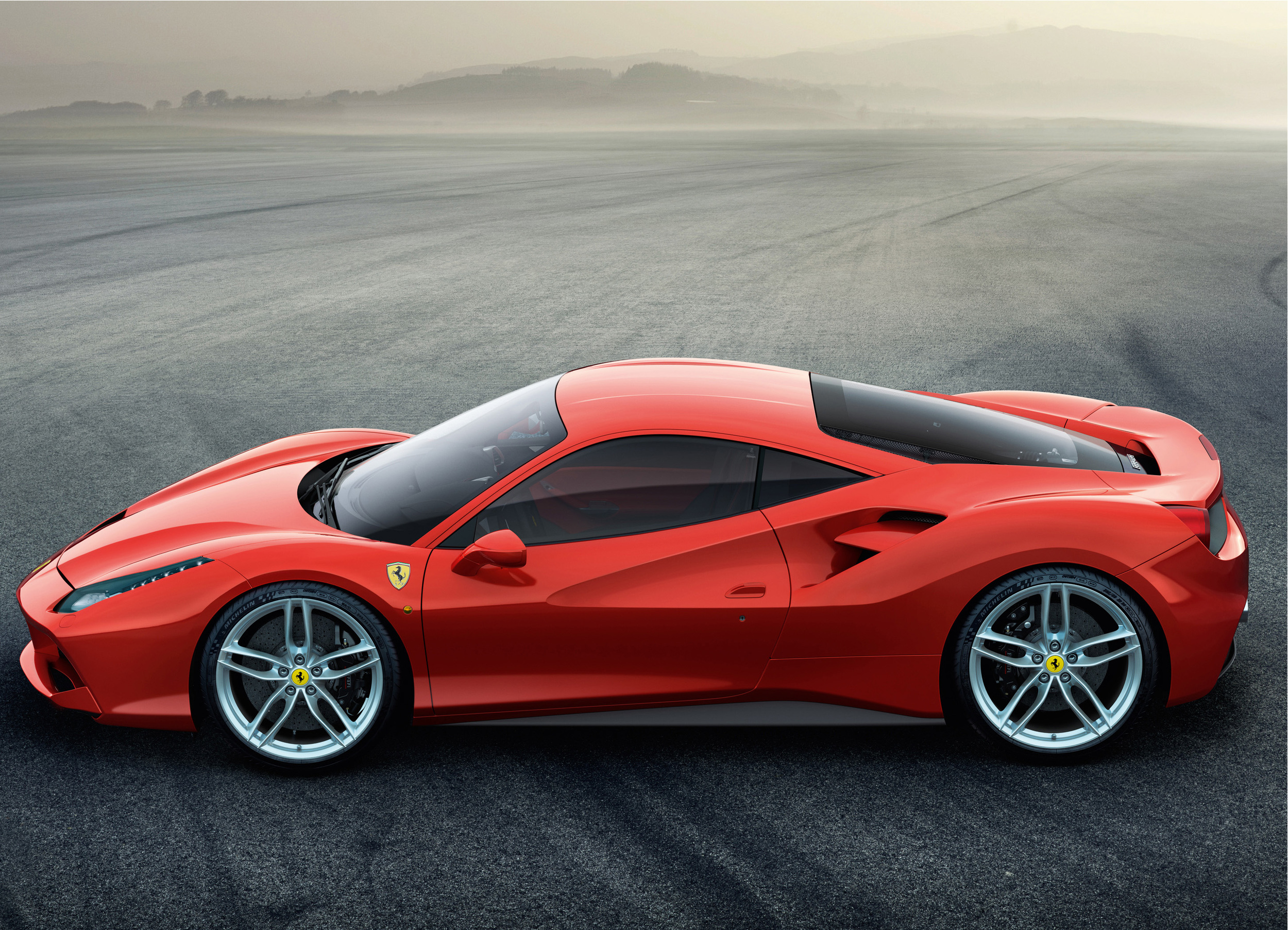 2016 Ferrari 488 GTB.jpg